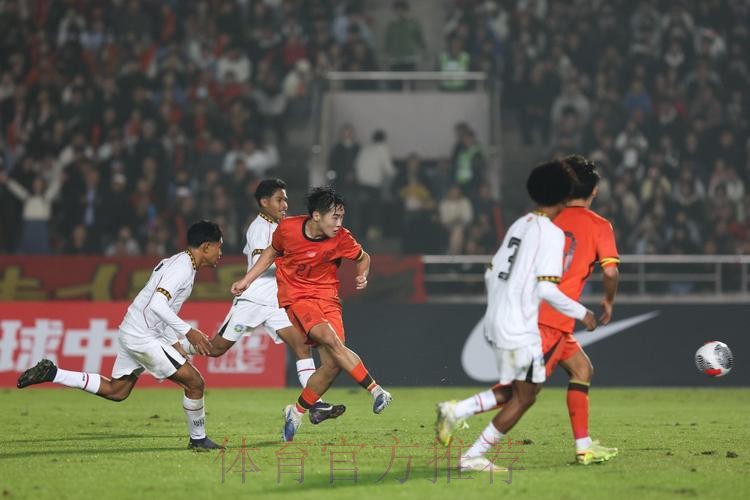 中国U-16国家男足14比0大胜东帝汶队